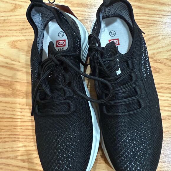 Red black white stitching Sneakers - Picture 8 of 11